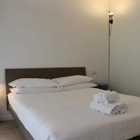 Maisonme With Private Pool Affittacamere 3*
